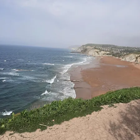 Bilbao, A Un Paso. Apartamento