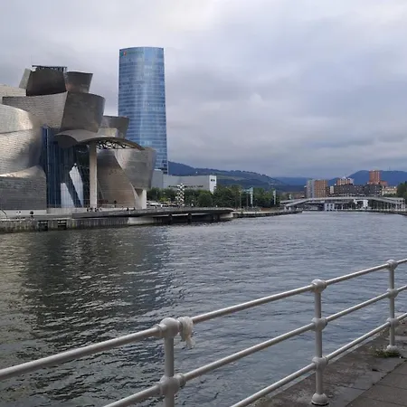 Bilbao, A Un Paso. * بلباو