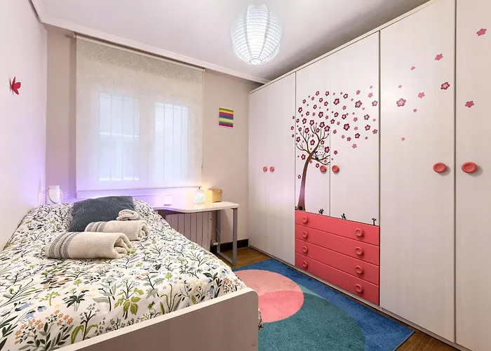 Bilbao, A Un Paso. Apartment